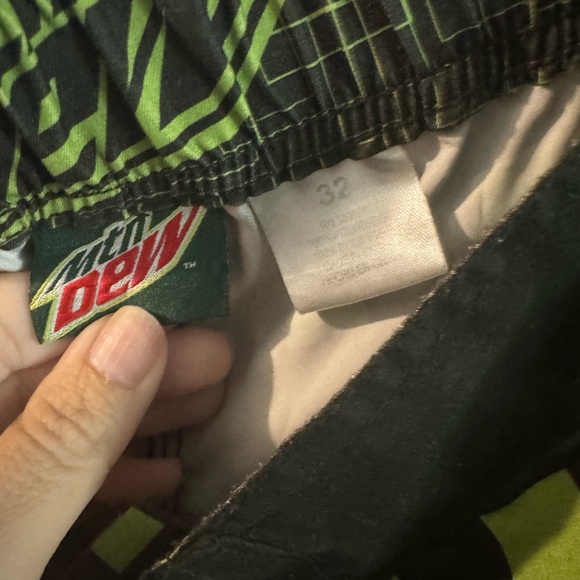 Mountain Dew Size 32 Swim Trunks - Picture 4 of 4
